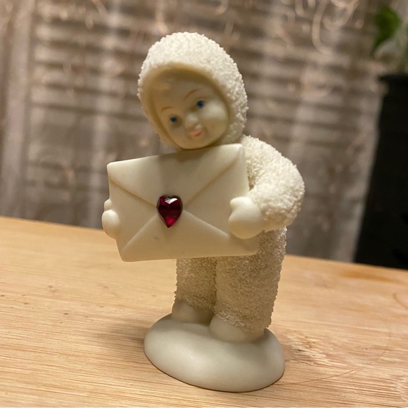 January, Dept 56 Snowbabies Figurine Garnet January birthstone - Picture 2 of 6